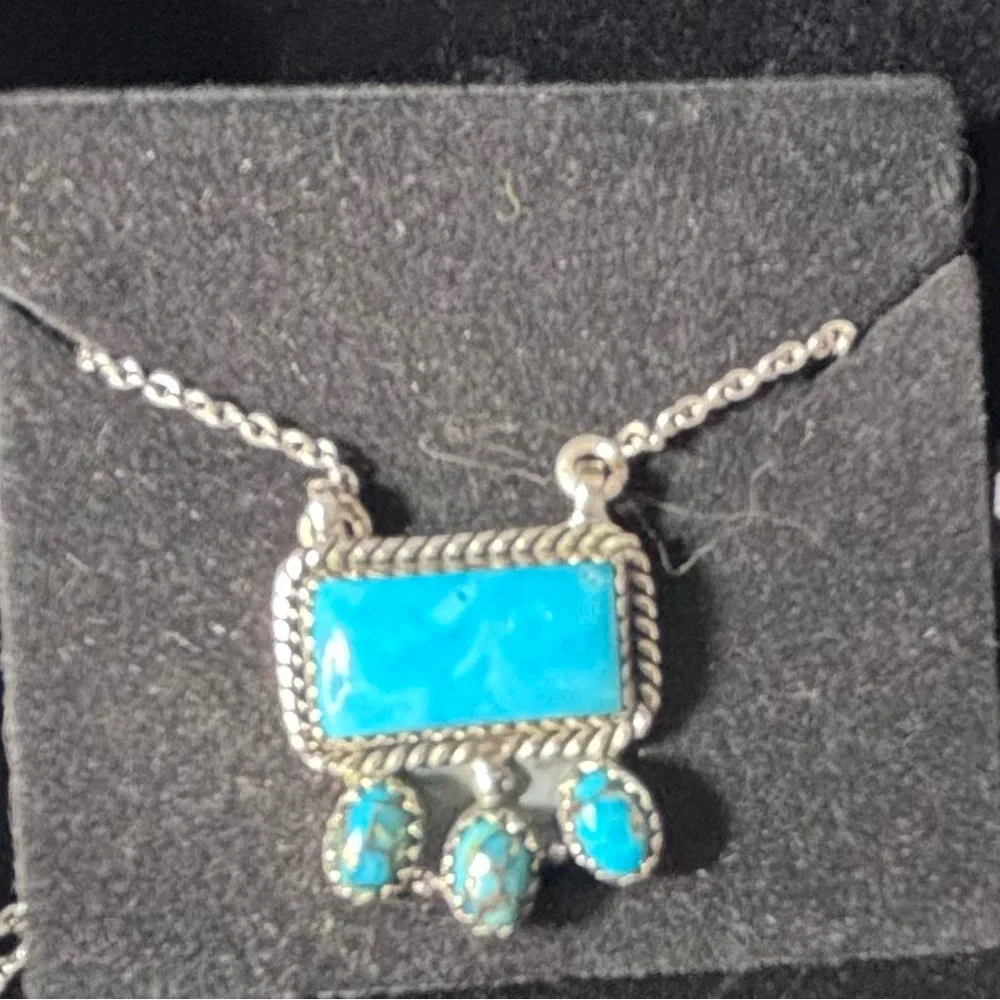 NEW Vintage Style Turquoise & Sterling Silver Pendant Necklace - Picture 3 of 4